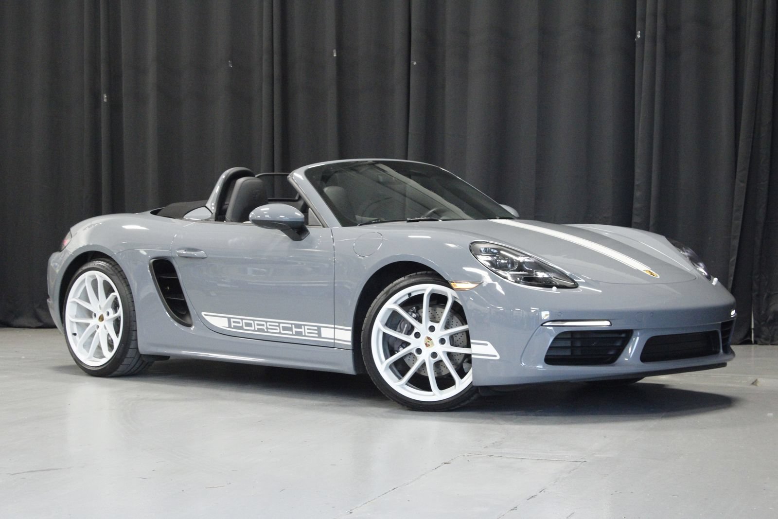 Certified 2024 Porsche 718 Boxster RWD image 9