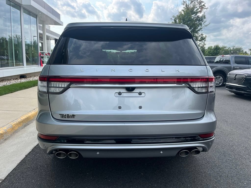Certified 2023 Lincoln Aviator Reserve w/ Equipment Group 201A AWD/4WD image 8