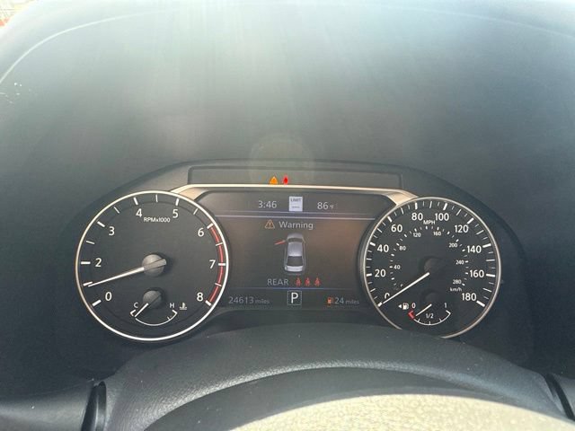 Used 2024 Nissan Altima 2.0 SR FWD image 27