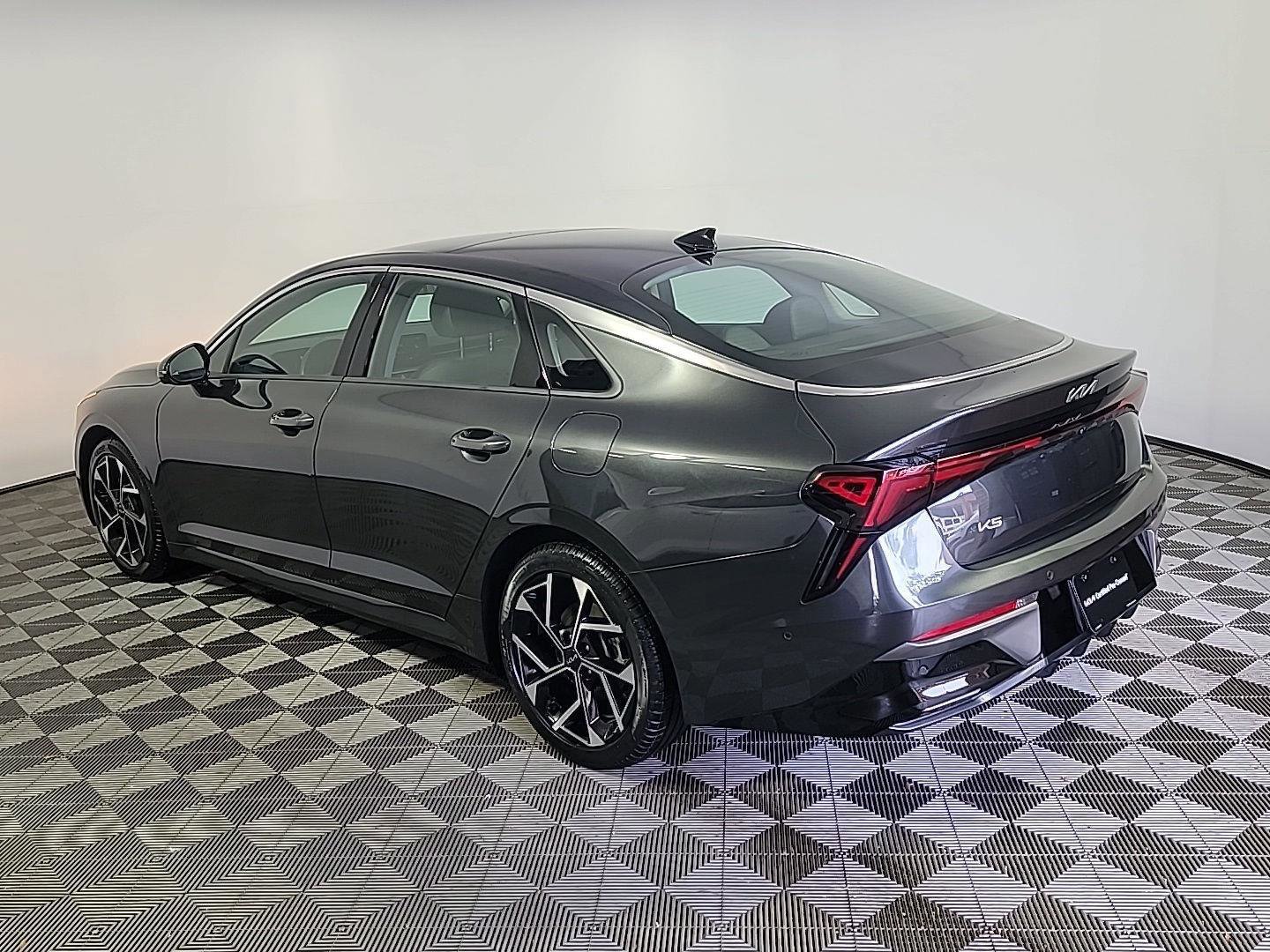 Used 2025 Kia K5 EX FWD image 10