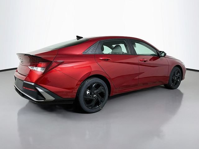 Certified 2026 Hyundai Elantra Sport FWD image 7