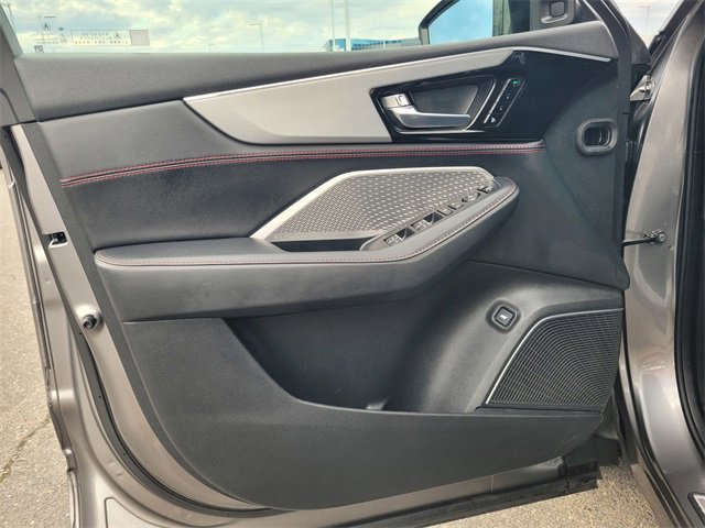 Used 2023 Acura MDX A-Spec image 18