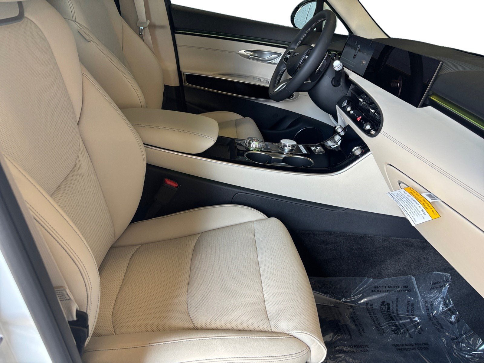 New 2026 Genesis GV70 2.5T AWD/4WD image 15
