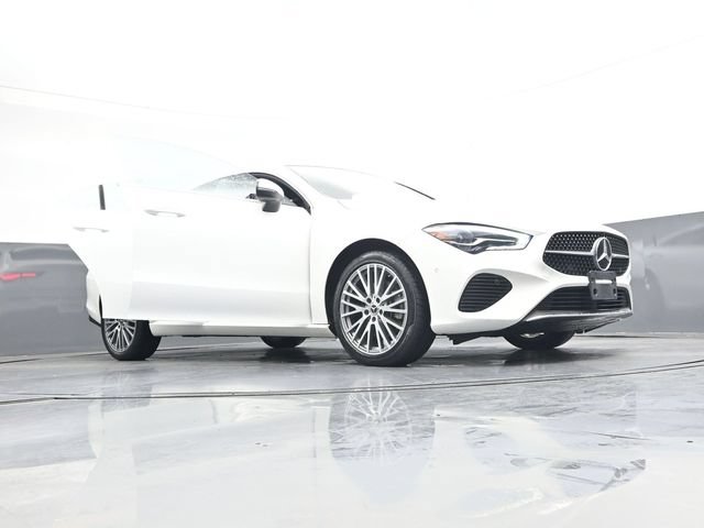 Used 2025 Mercedes-Benz CLA 250 image 41
