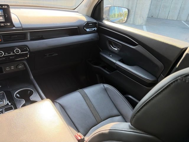 Used 2023 Honda Pilot Touring image 40