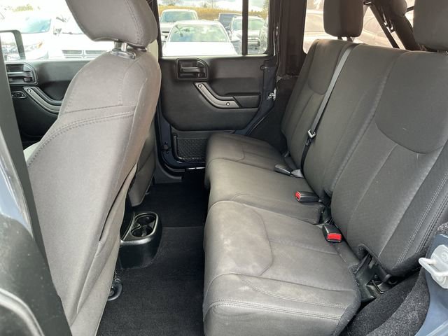 Used 2018 Jeep Wrangler Unlimited Sport S AWD/4WD image 22