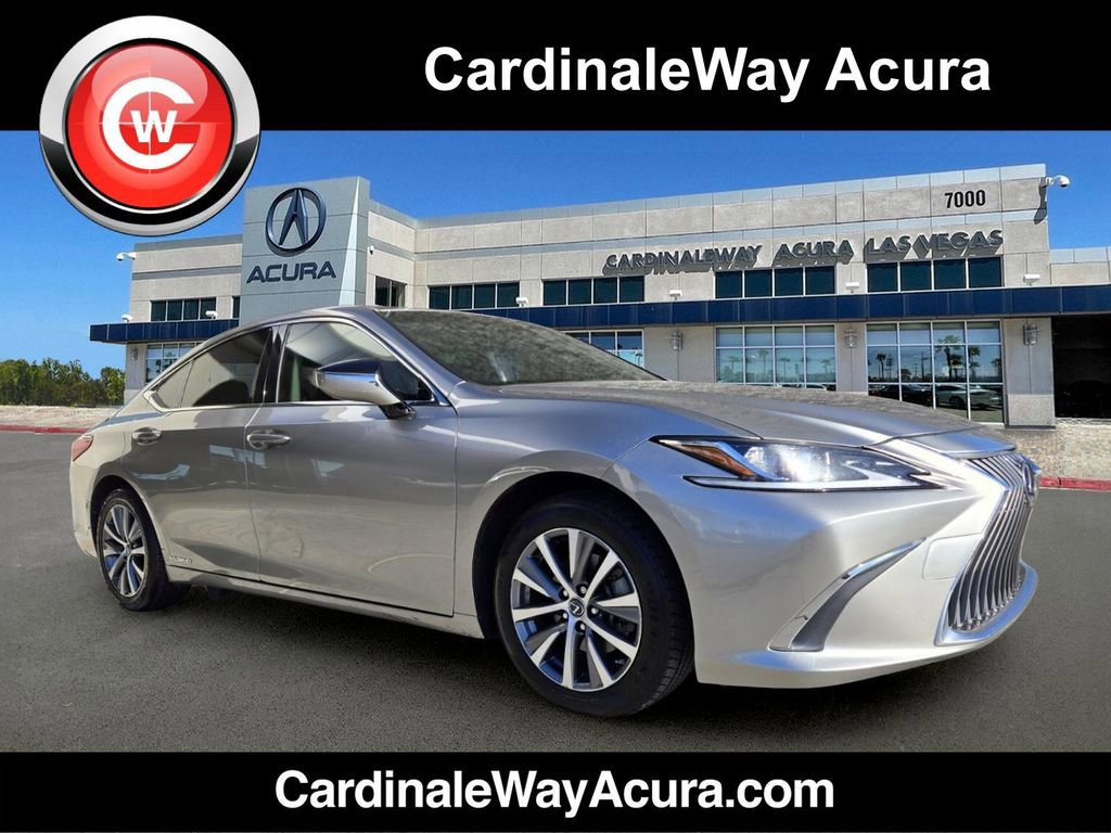 Used 2019 Lexus ES 300h w/ Accessory Package 2