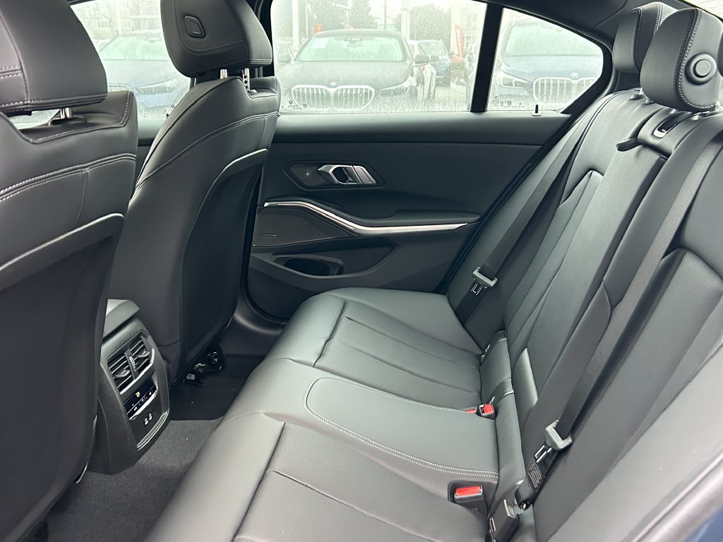 New 2026 BMW 330i Sedan w/ M Sport Package RWD image 30