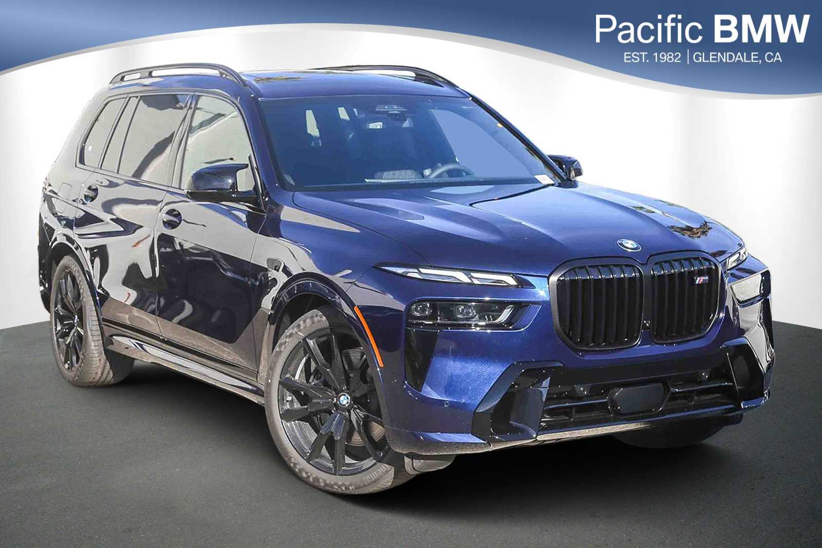 New 2026 BMW X7 M60i image 1