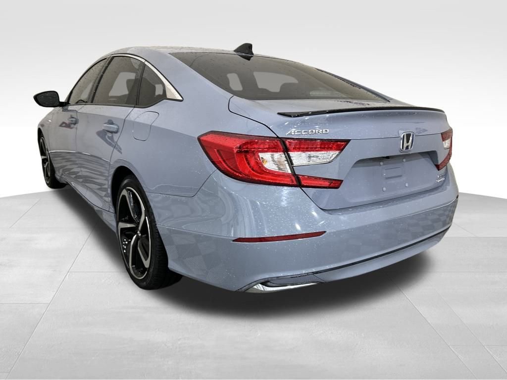 Used 2022 Honda Accord Sport image 3