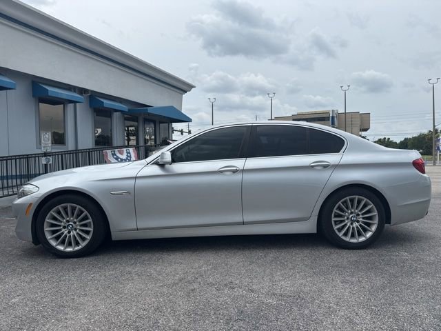 Used 2013 BMW 528i xDrive Sedan AWD/4WD image 2