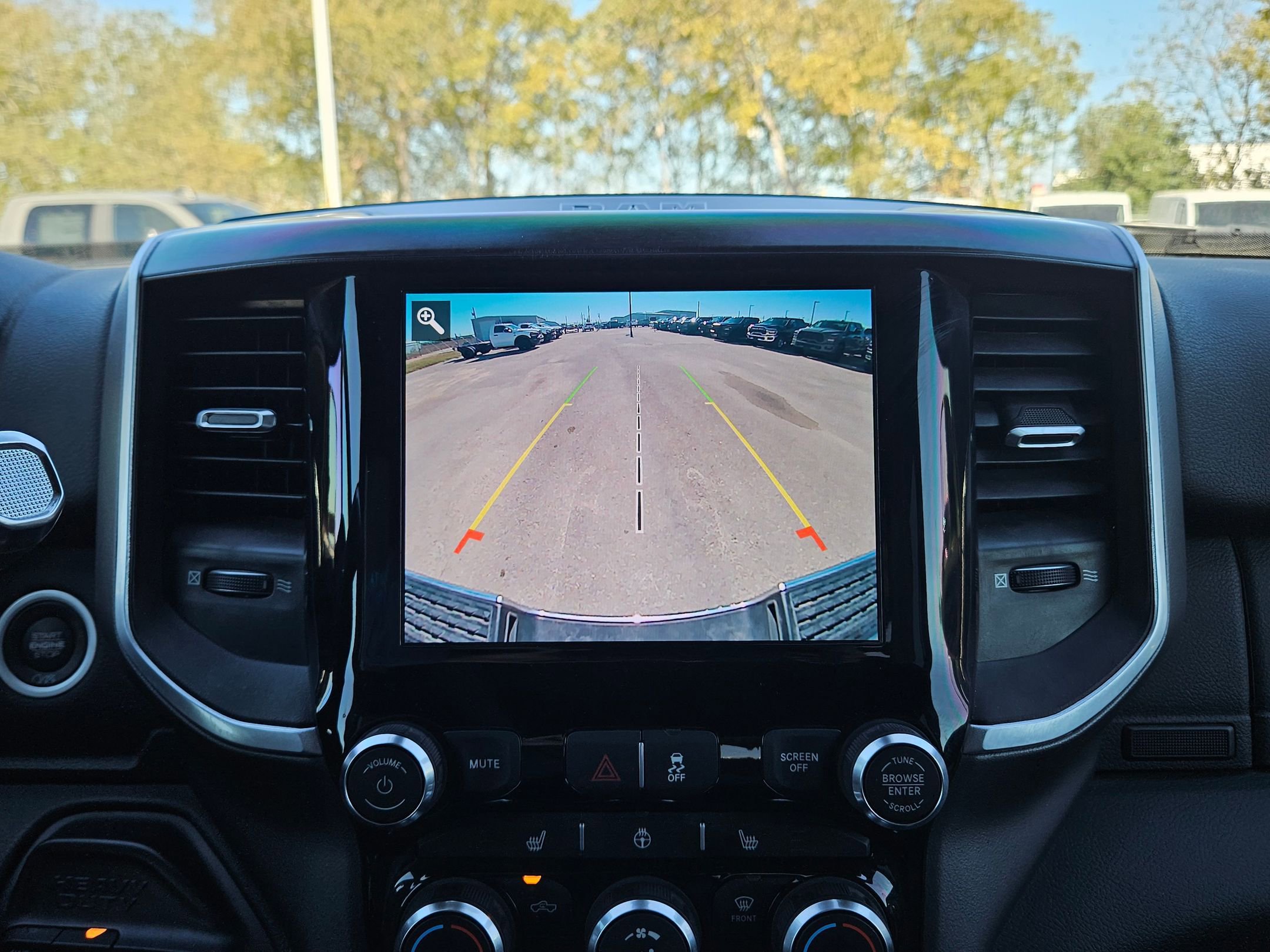 Certified 2021 RAM 2500 Big Horn w/ Level 1 Equipment Group image 18