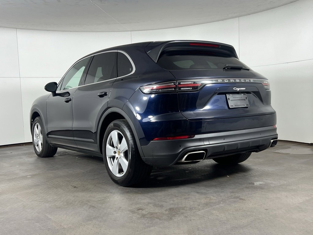 Certified 2022 Porsche Cayenne image 3