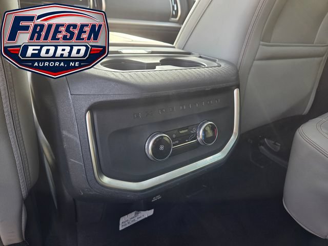 Used 2025 Ford Expedition Active AWD/4WD image 24