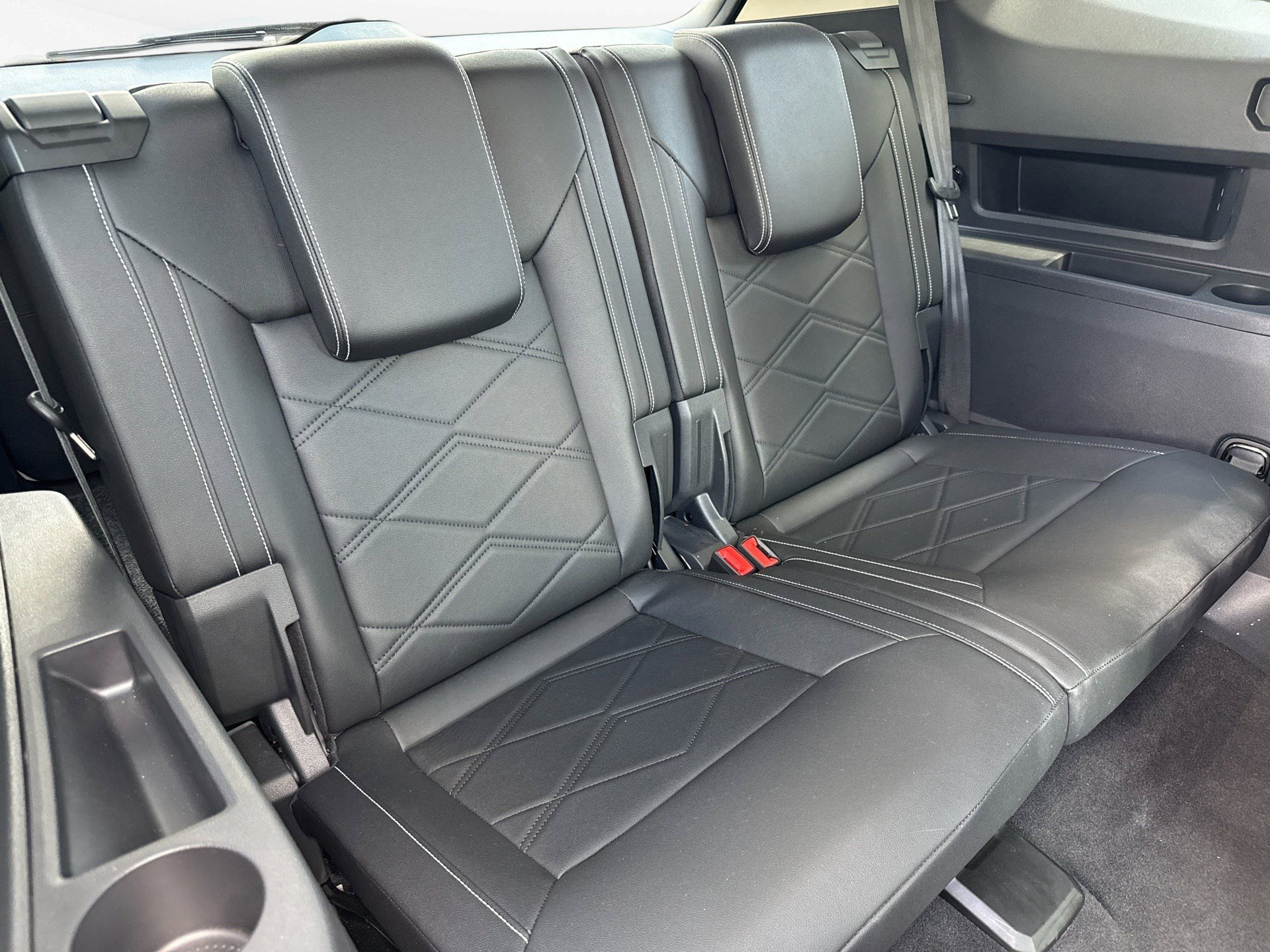 Used 2026 Volkswagen Atlas SE AWD/4WD image 25