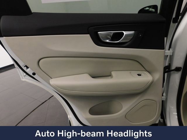 Used 2024 Volvo XC60 B5 Plus w/ Protection Package Premier image 17