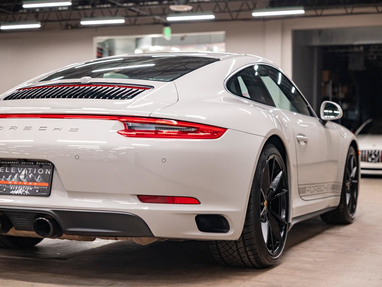 Used 2019 Porsche 911 Carrera 4 AWD/4WD image 33