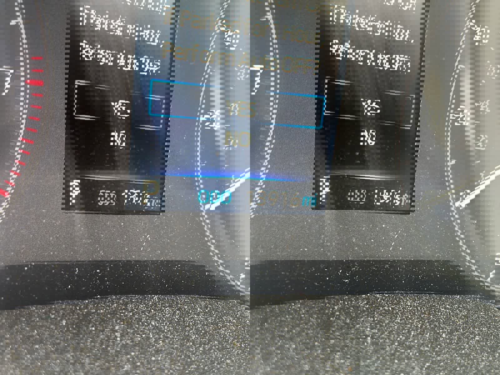 Used 2023 Toyota Corolla Cross LE w/ Moonroof Package image 3