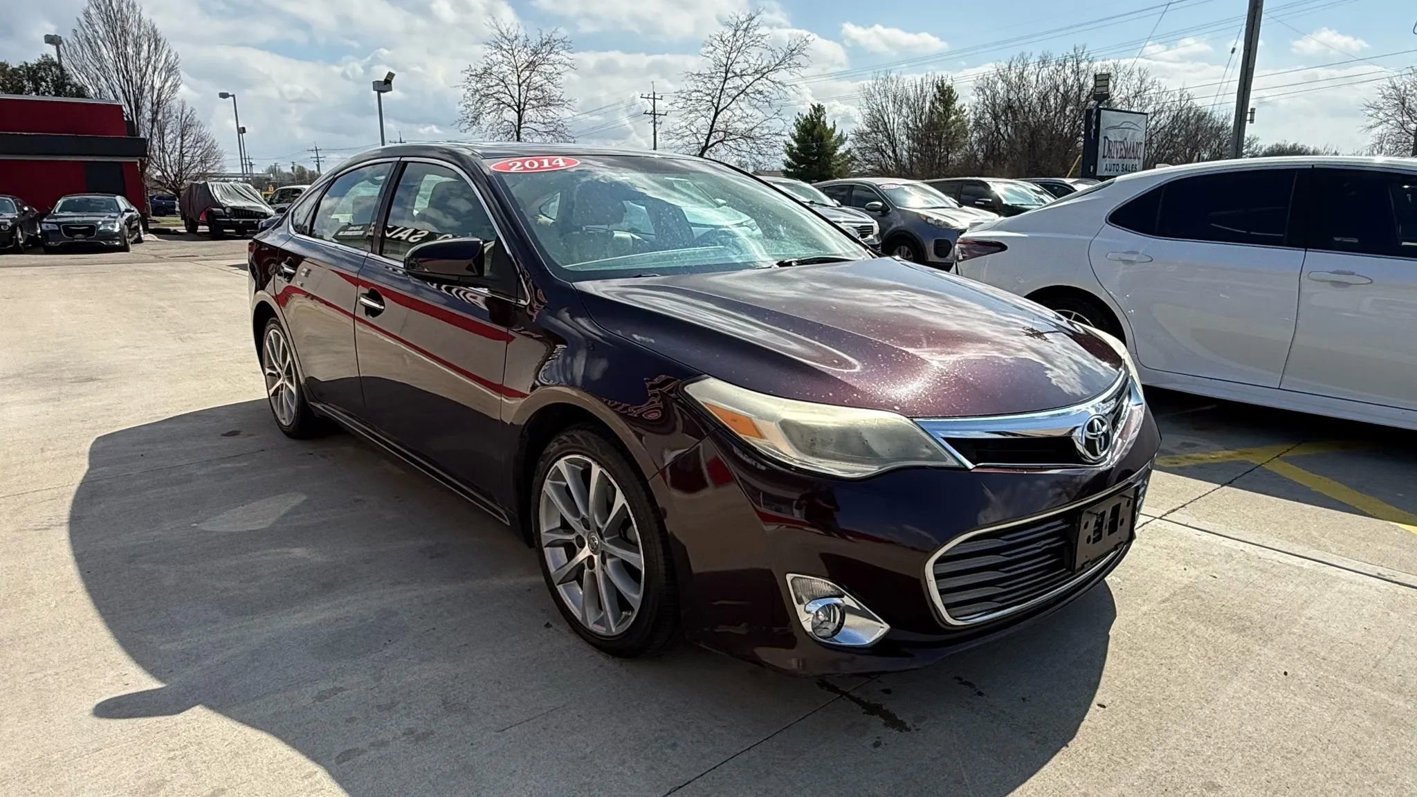 Used 2014 Toyota Avalon XLE Touring FWD image 2