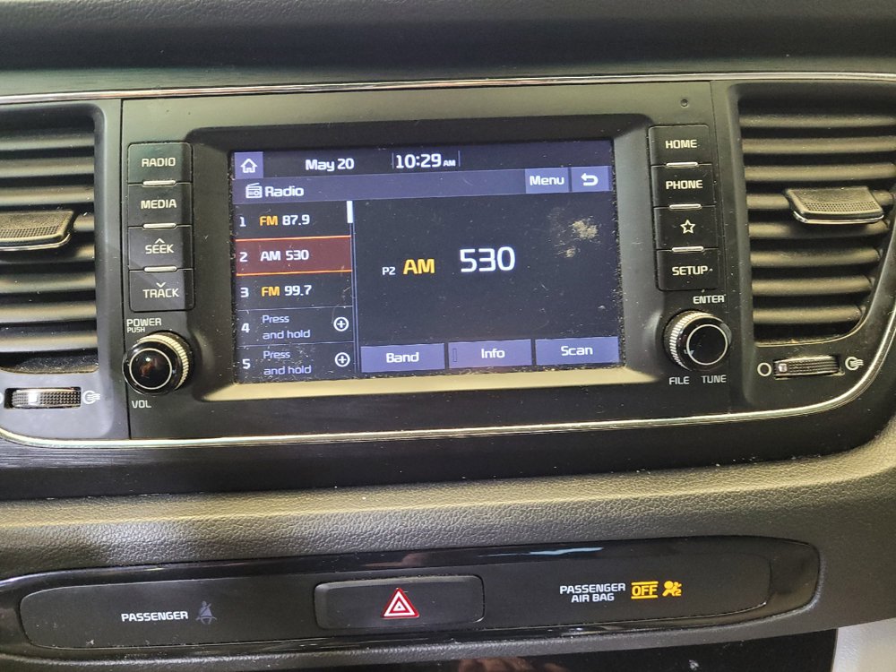 Used 2019 Kia Sedona LX FWD image 25