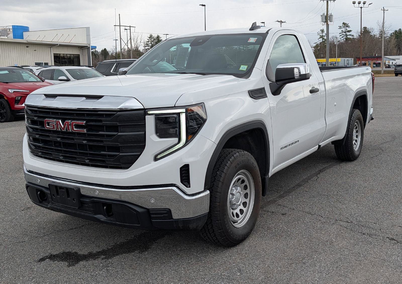 Used 2025 GMC Sierra 1500 Pro w/ Pro Value Package AWD/4WD image 5