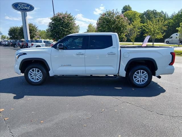 Used 2023 Toyota Tundra SR5 w/ SR5 Premium Package AWD/4WD image 7