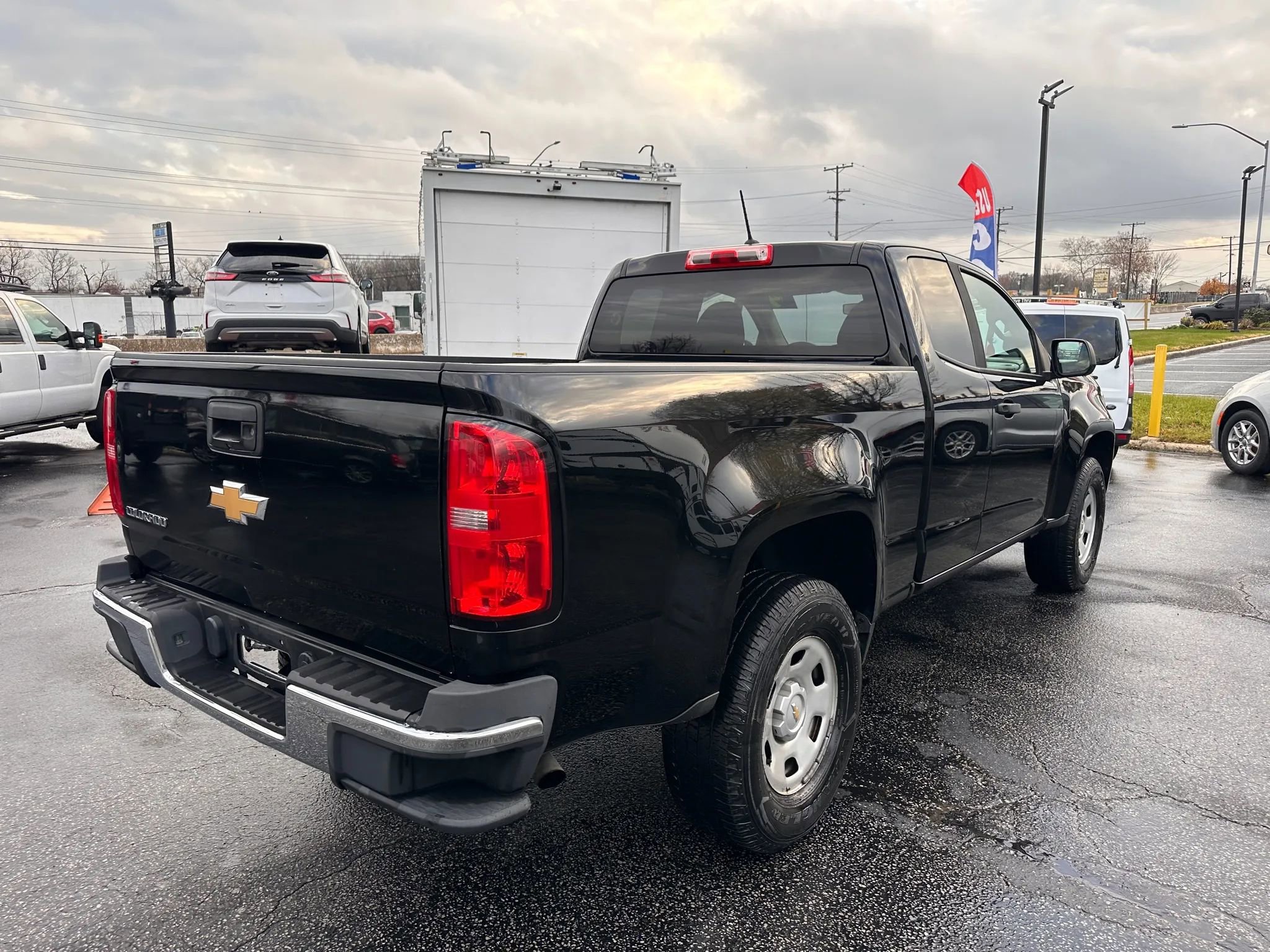 Used 2019 Chevrolet Colorado W/T image 5