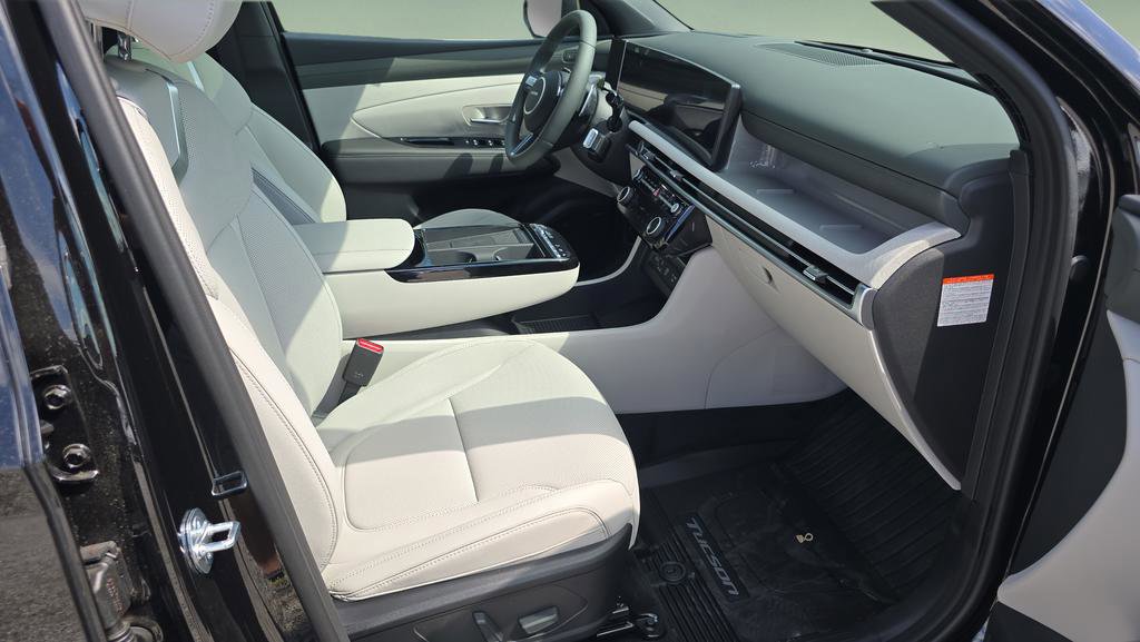 New 2026 Hyundai Tucson Limited AWD/4WD image 13