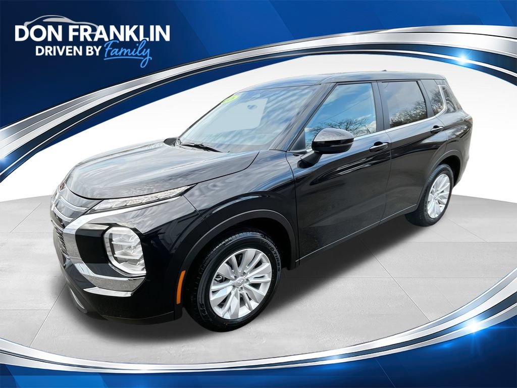 New 2026 Mitsubishi Outlander ES