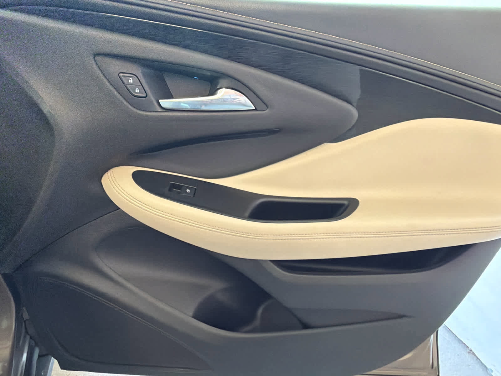 Used 2018 Buick Envision Preferred image 26