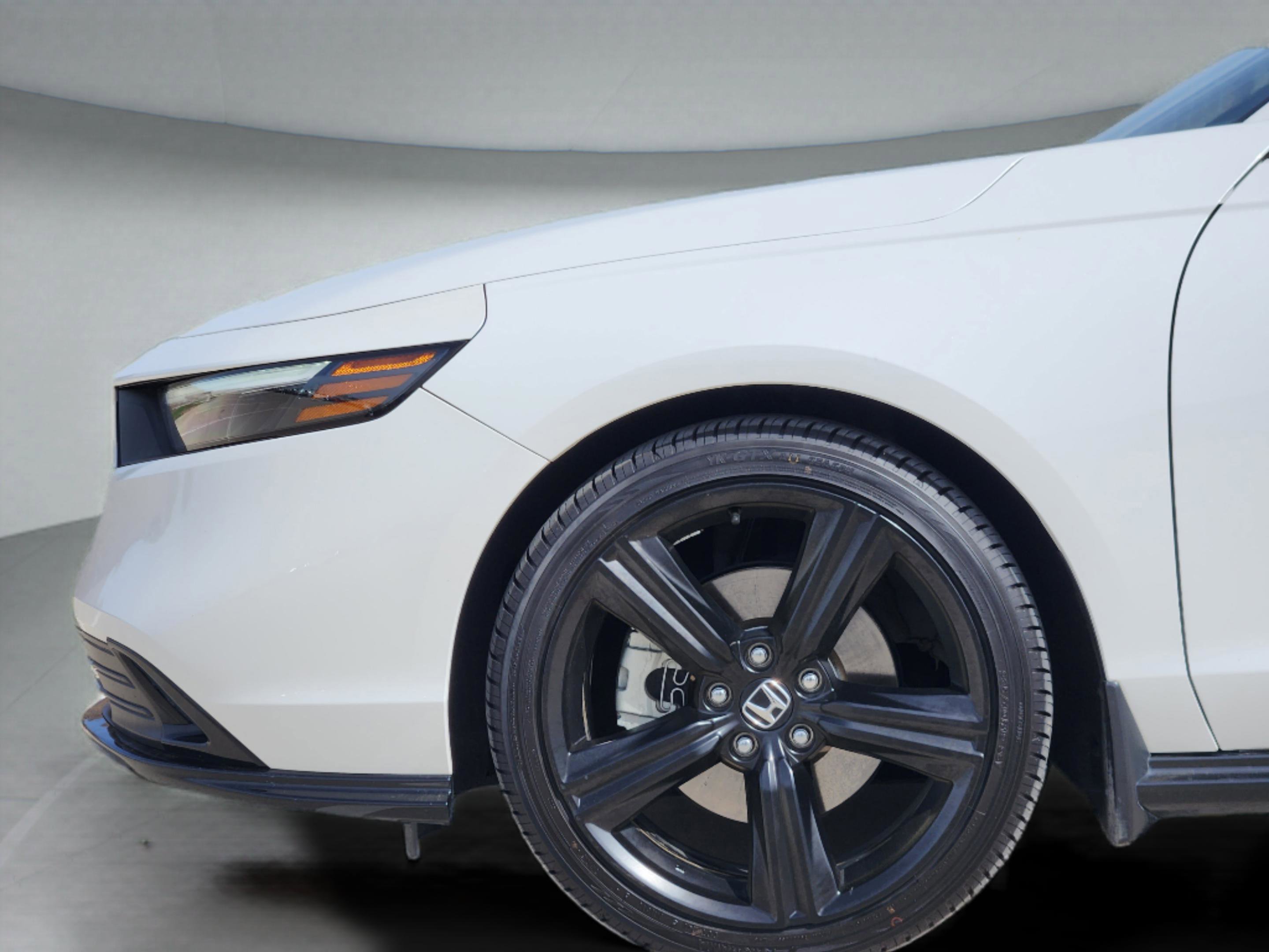 Certified 2023 Honda Accord Sport image 10