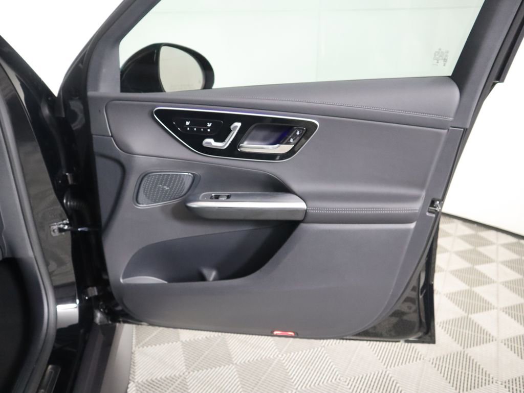 New 2026 Mercedes-Benz GLC 300 image 26