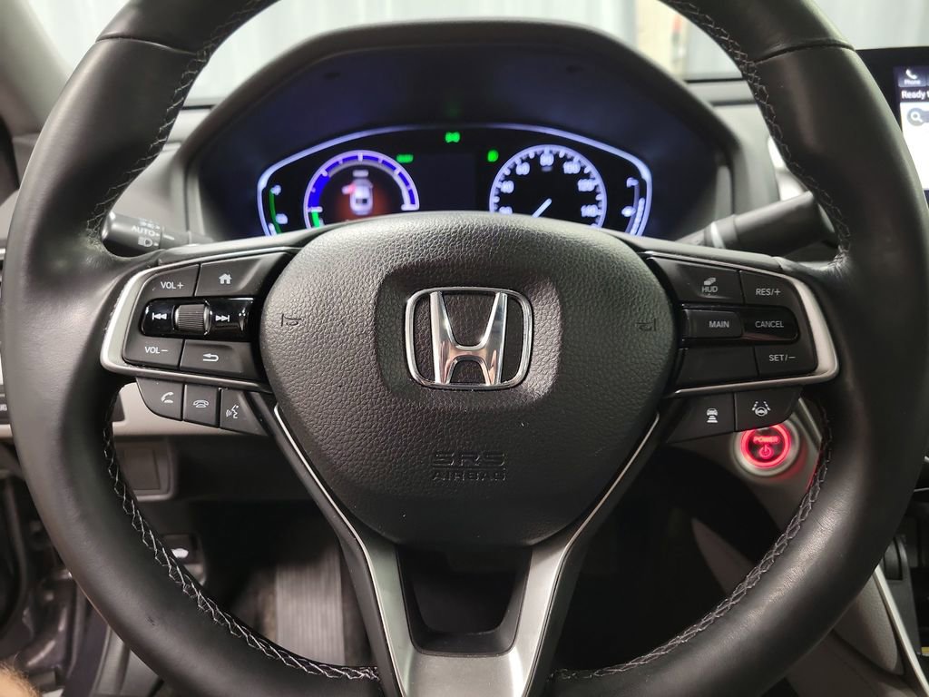 Used 2018 Honda Accord Touring image 19