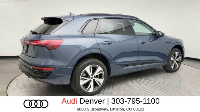 Used 2024 Audi Q8 e-tron Premium Plus AWD/4WD image 2