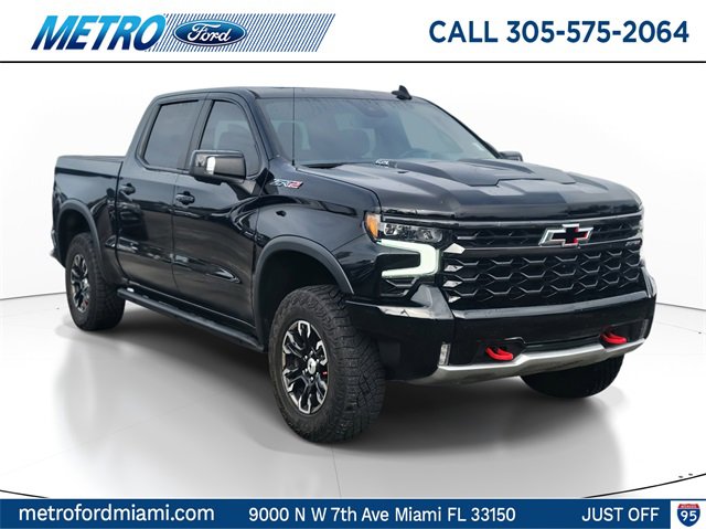 Used 2023 Chevrolet Silverado 1500 ZR2 w/ Technology Package image 1