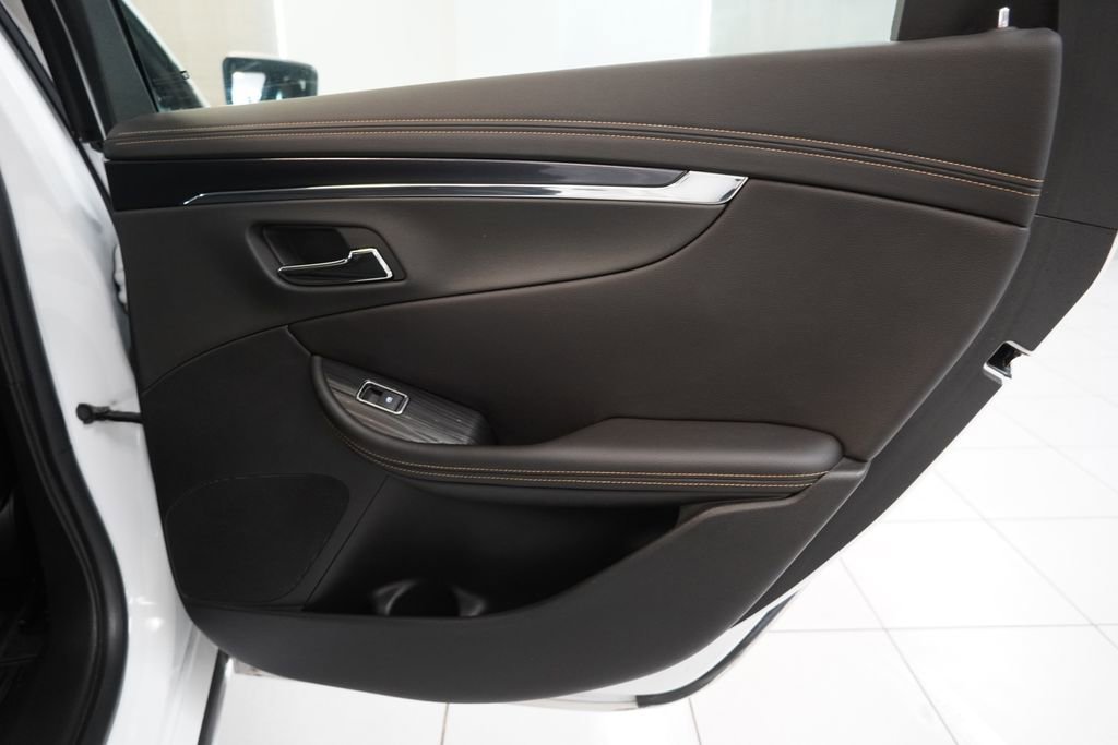 Used 2019 Chevrolet Impala LT w/ LT Leather Package FWD image 30