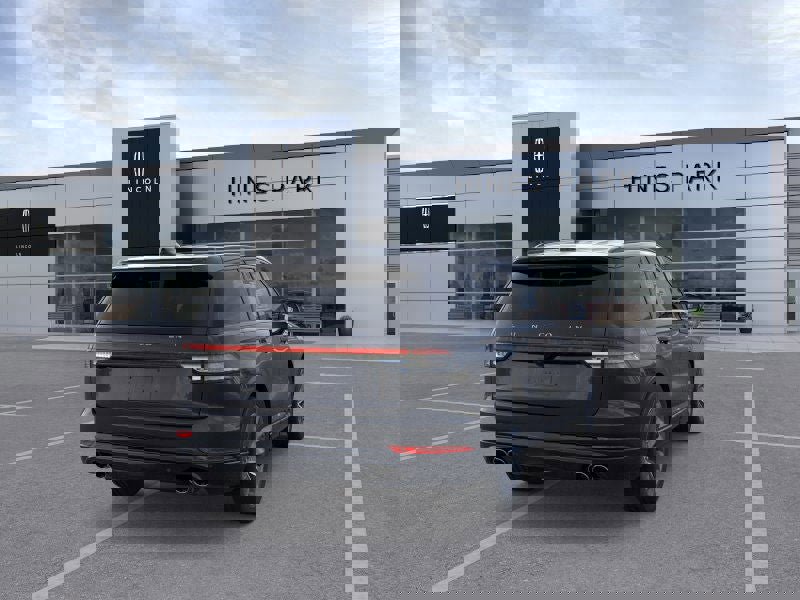New 2026 Lincoln Aviator AWD image 8