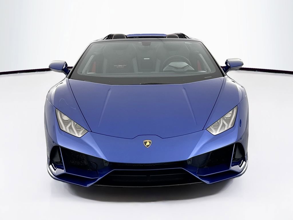 Used 2020 Lamborghini Huracan EVO image 2