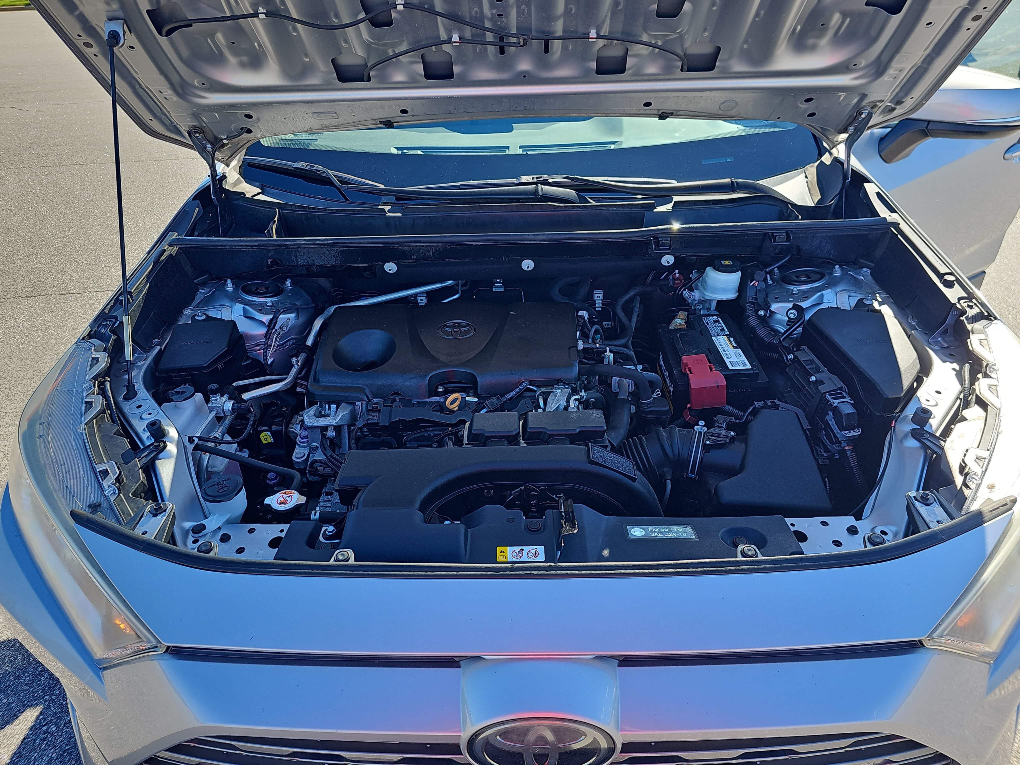 Used 2019 Toyota RAV4 Limited FWD image 32