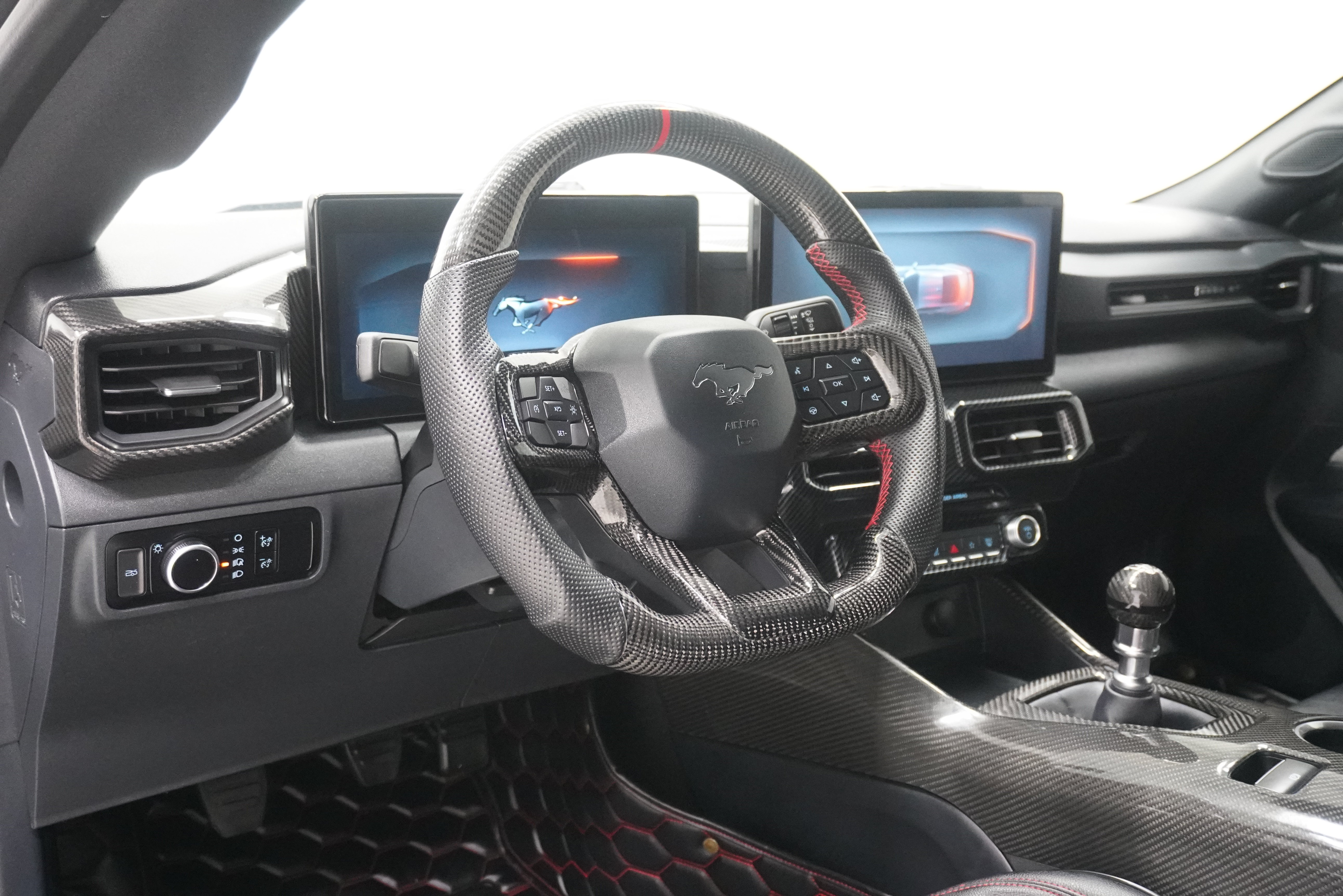 Used 2024 Ford Mustang GT RWD image 12