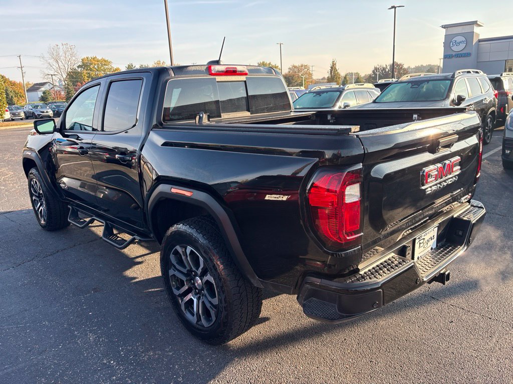 Used 2024 GMC Canyon AT4 w/ Technology Package AWD/4WD image 5