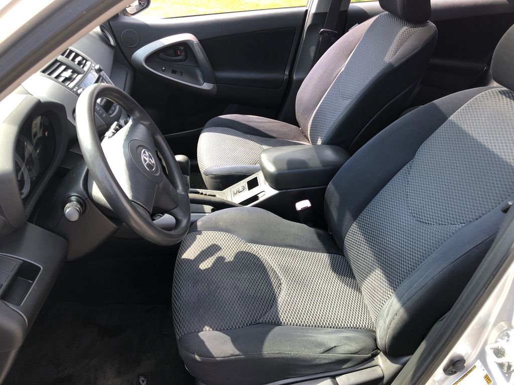 Used 2006 Toyota RAV4 Sport image 19