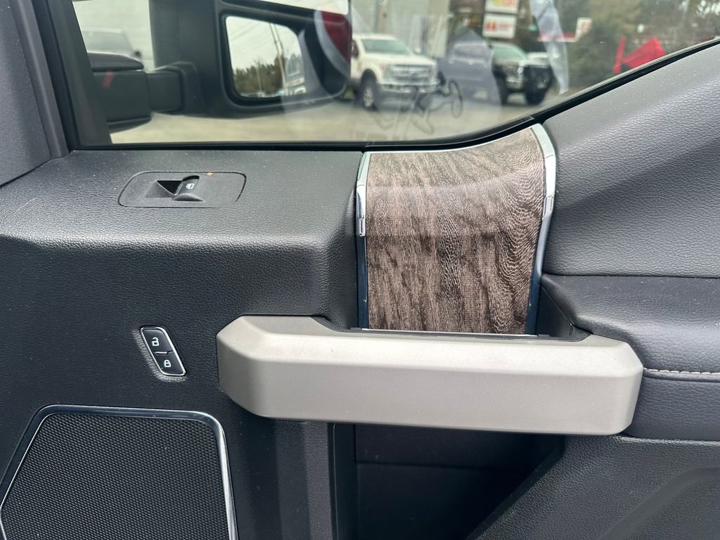 Used 2019 Ford F250 Lariat w/ Lariat Ultimate Package image 38