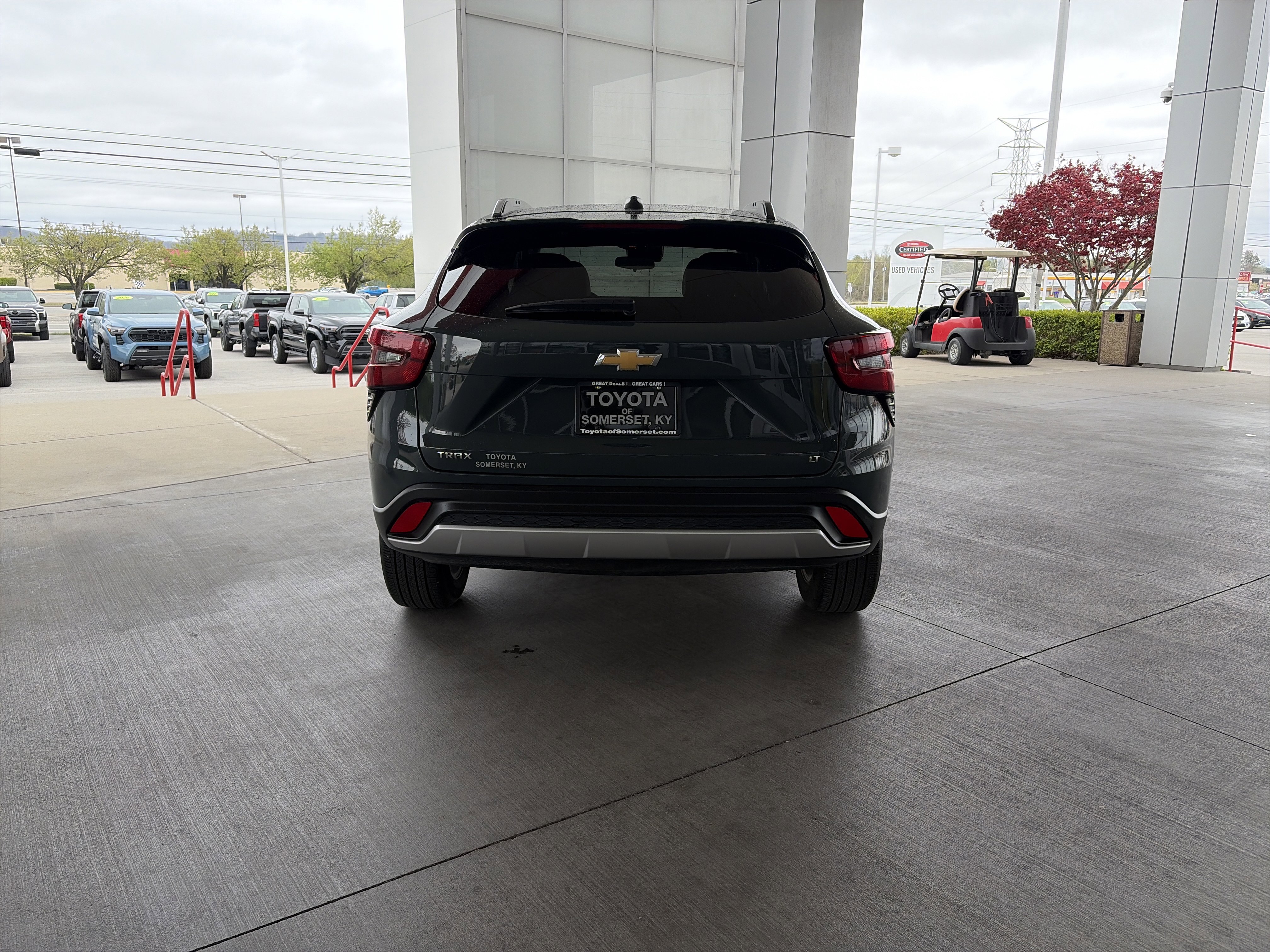 Used 2025 Chevrolet Trax LT image 7