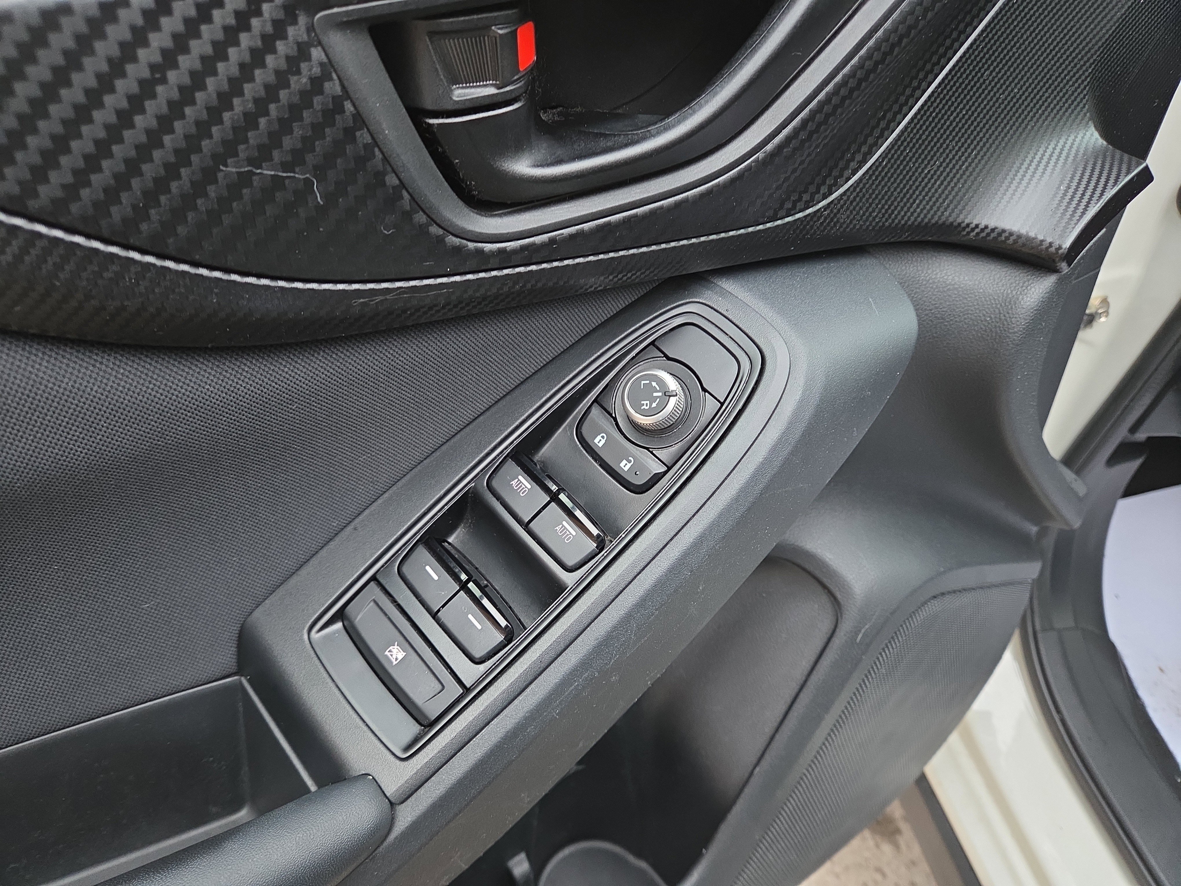 Used 2023 Subaru Crosstrek 2.0i Premium image 16