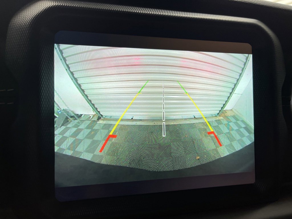 Used 2018 Jeep Wrangler Unlimited Sahara image 13