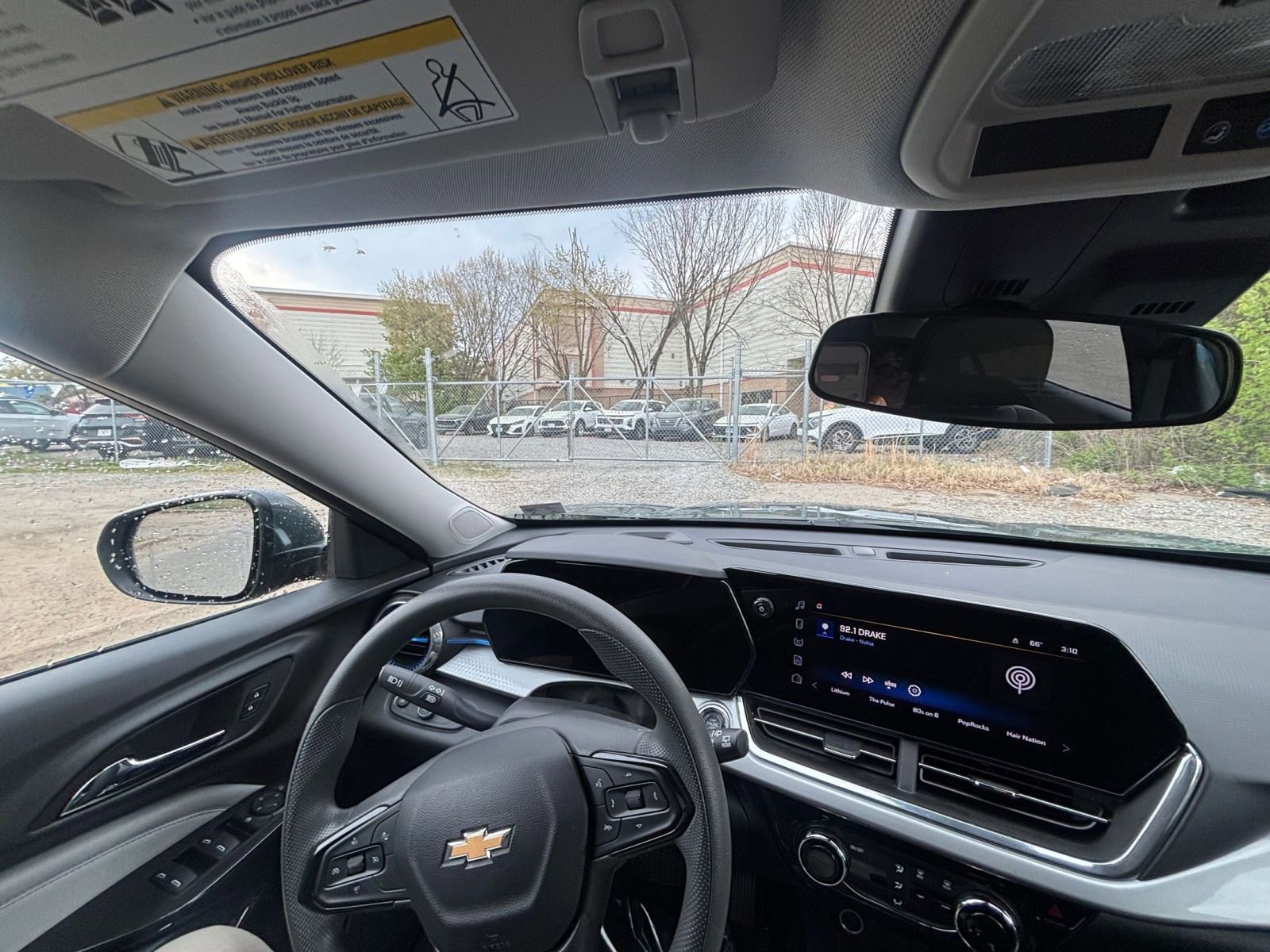 Used 2025 Chevrolet Trax LT image 35