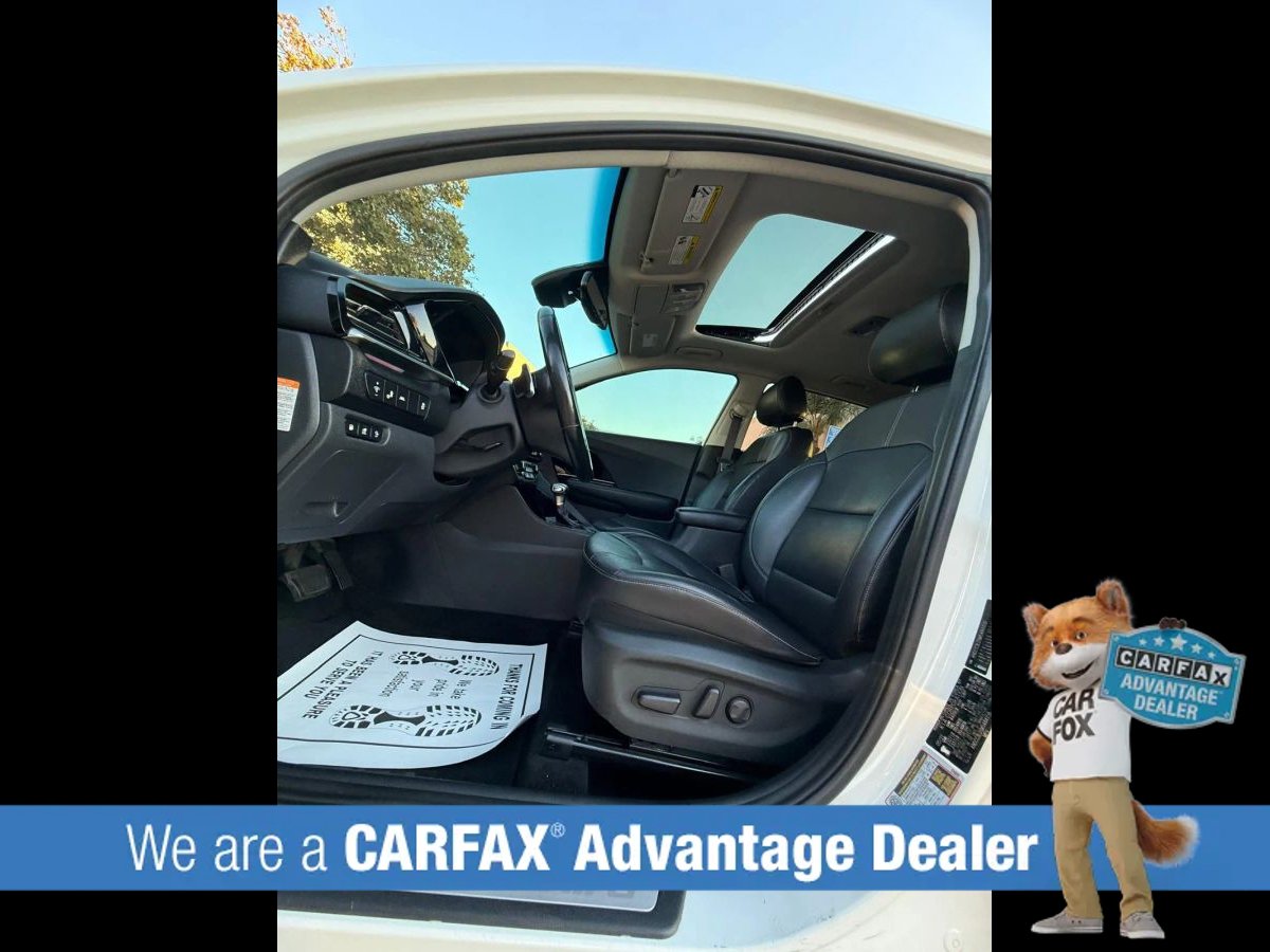 Used 2021 Kia Niro EX Premium FWD image 46