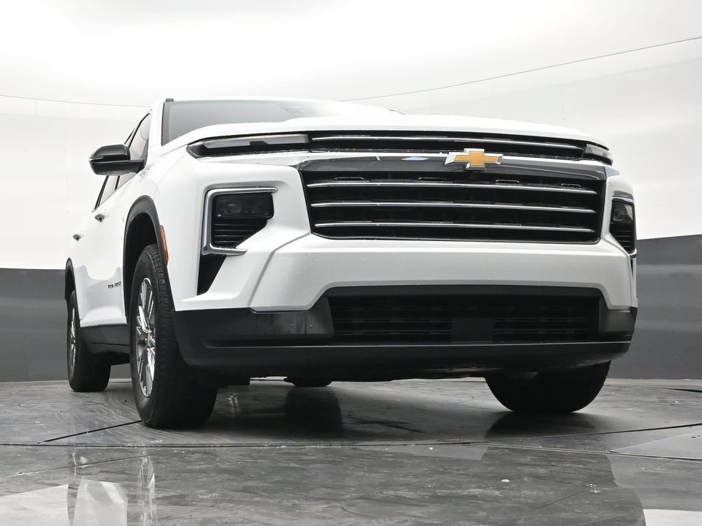 Used 2025 Chevrolet Traverse LT FWD image 26