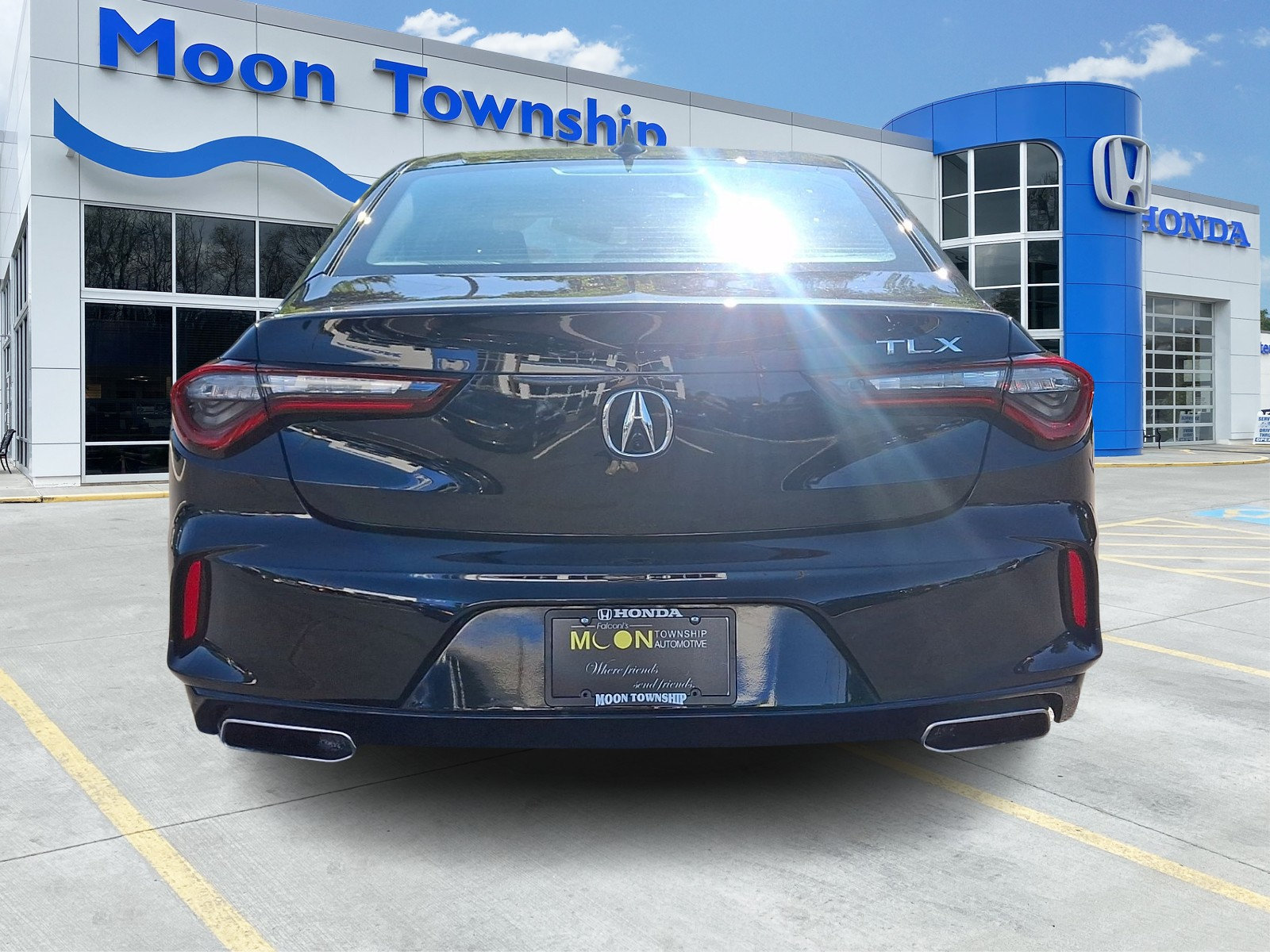 Used 2023 Acura TLX FWD image 5